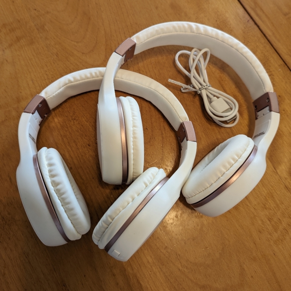 Wireless Kids Headphones Set